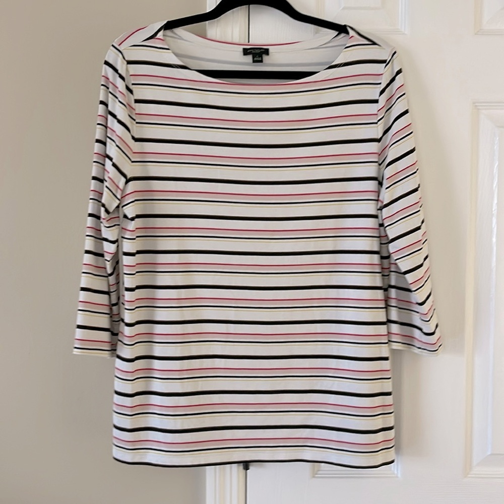 Ann Taylor Factory. Size L. Striped with 3/4 sleeves. Excellent condition!